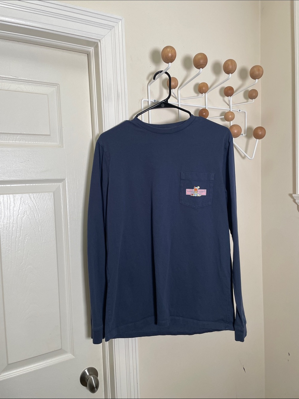 Vineyard Vines Long-Sleeve Pocket Tee with Logo Patch Navy S